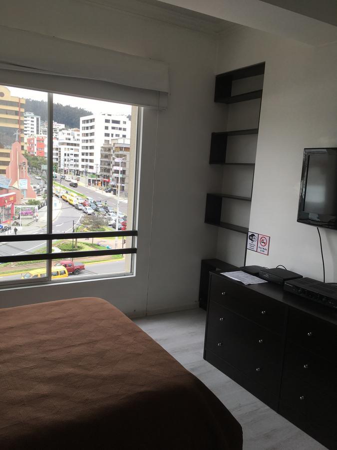 Suites Parque Real Quito Exterior foto